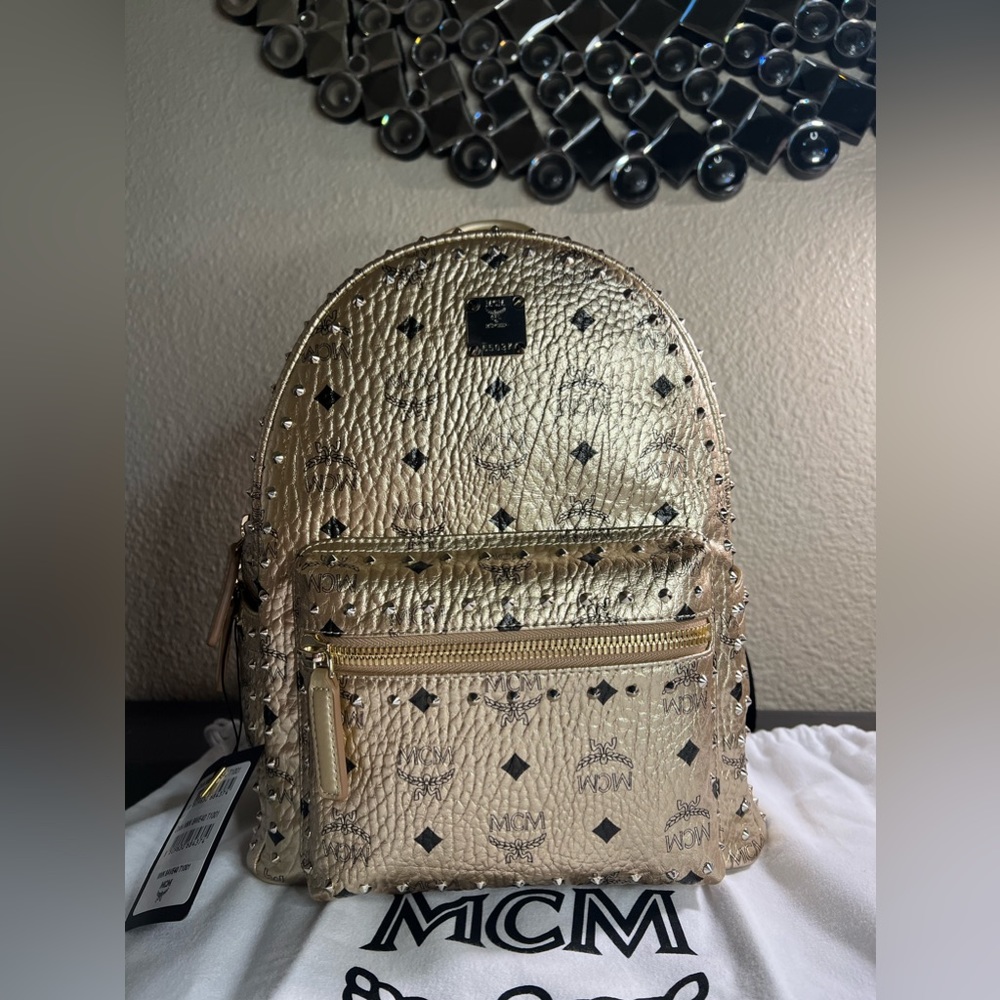 MCM SMALL BERLIN GOLD STARK BACKPACK • BRAND NEW W TAGS • LIMITED EDITION